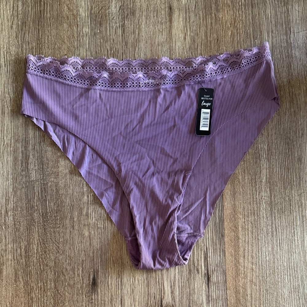 Elegant Lace Trim Lavender Panties